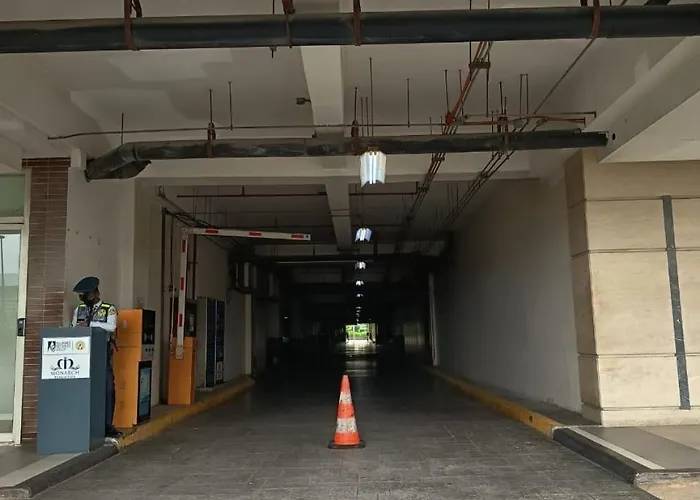 Moa With Pool Access Ws811 Apartment Manila
